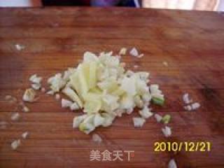 老杨版的-蒜香莴笋的做法步骤：2