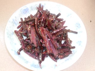 拔丝紫地瓜条的做法步骤：4