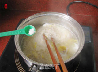 瘦肉鸡蛋线面的做法步骤：4