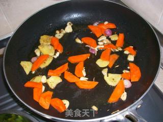 萝卜炒烧肉的做法步骤：5