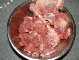 免火再煮锅菜谱之——红焖羊肉的做法步骤：2
