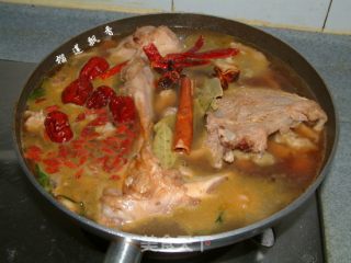 免火再煮锅菜谱之——红焖羊肉的做法步骤：2