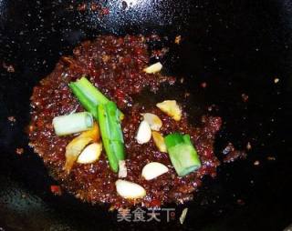 喜气洋洋----红焖羊排的做法步骤：5