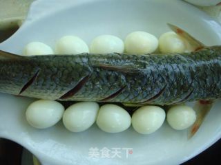 年年有余----黄尾鲫藏珠的做法步骤：4
