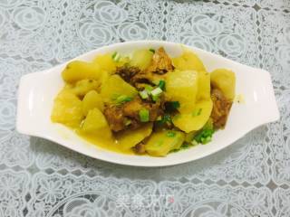冬季北方的御寒菜；笨鸡土豆炖的做法