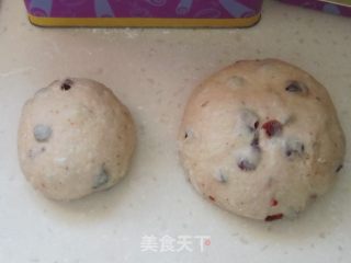 酒香果干吐司的做法步骤：2