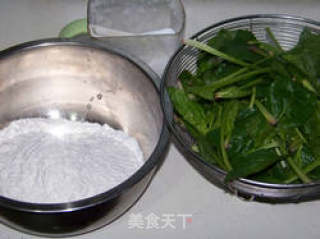 水清清碧波荡漾の菠菜面条的做法步骤：2