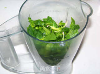 水清清碧波荡漾の菠菜面条的做法步骤：2