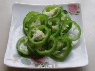 菜鸟也能做到零失败——金枪鱼火腿pizz的做法步骤：4