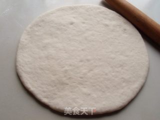 菜鸟也能做到零失败——金枪鱼火腿pizz的做法步骤：4