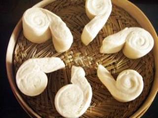 六六大顺--荠菜笋丁&全麦卷的做法步骤：5
