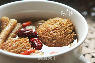 猴头菇炖鸡汤（秋冬养生）的做法