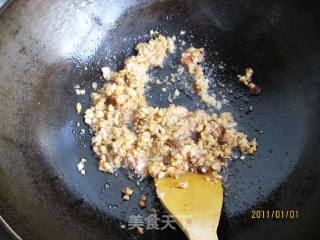 招财进宝——黄金元宝蒸饺的做法步骤：2