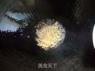 鸿运当头--年菜之汤煲--砂锅鱼头煲的做法步骤：4