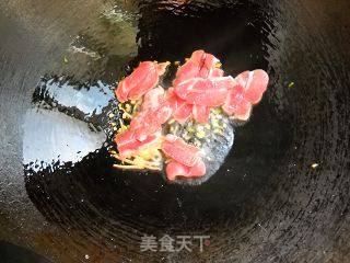 鸿运当头--年菜之汤煲--砂锅鱼头煲的做法步骤：4