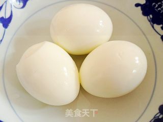 招财进宝----汤煲：腊猪手煲萝卜(加料版)的做法步骤：6