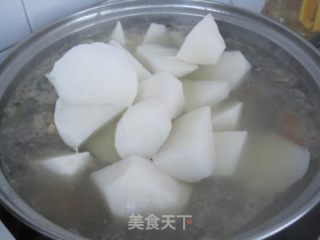 招财进宝----汤煲：腊猪手煲萝卜(加料版)的做法步骤：6