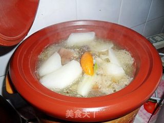 招财进宝----汤煲：腊猪手煲萝卜(加料版)的做法步骤：6