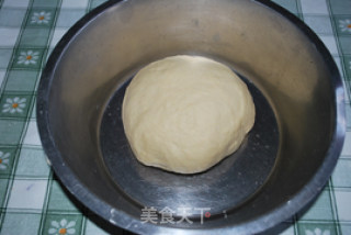 喜气洋洋---熏羊肉烤小面包的做法步骤：2