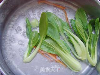 团团圆圆----四喜丸子的做法步骤：2