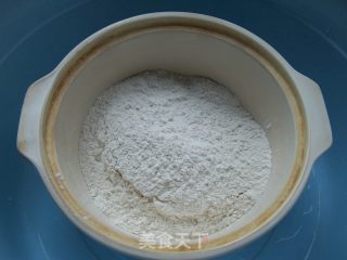要想多吃菜——大家包饺子的做法步骤：2