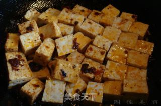 豆豉鲮鱼烧豆腐的做法步骤：3