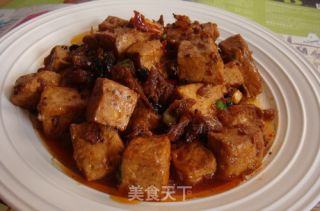豆豉鲮鱼烧豆腐的做法步骤：3
