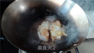 菠菜鸡蛋蝴蝶面的做法步骤：2