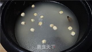 淮山莲子陈皮粥的做法步骤：2