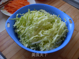 家常肉丝炒饼的做法步骤：4