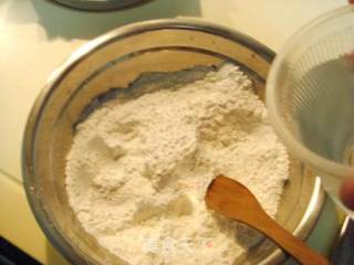 私家菜“避风塘炒鸡翅”的做法步骤：4