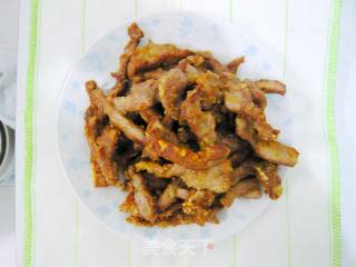 怎么吃都不腻的家常菜——糖醋里脊的做法步骤：2