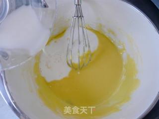那份入口即化的幸福——轻乳酪蛋糕的做法步骤：2