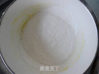 那份入口即化的幸福——轻乳酪蛋糕的做法步骤：2