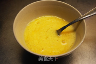 米饭鸡蛋煎饼的做法步骤：2