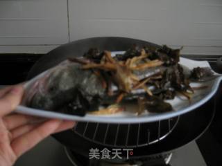 年年有余---特色蒸鲈鱼的做法步骤：7