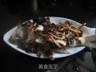 年年有余---特色蒸鲈鱼的做法步骤：7