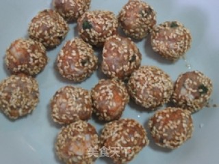 团团圆圆--黄金虾配茄汁肉丸（金凤戏龙珠）的做法步骤：5