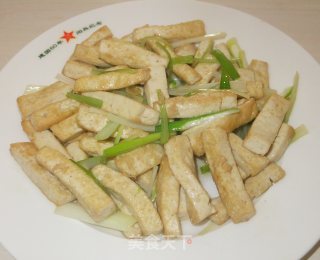 葱炒豆腐的做法步骤：2