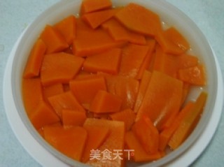 金银满盆--金银元宝饺子的做法步骤：5