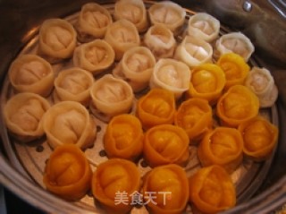 金银满盆--金银元宝饺子的做法步骤：5