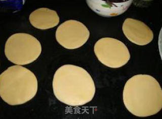 豆沙小煎饼的做法步骤：3