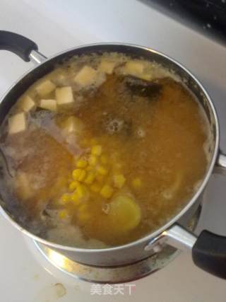 味增汤乌冬的做法步骤：2