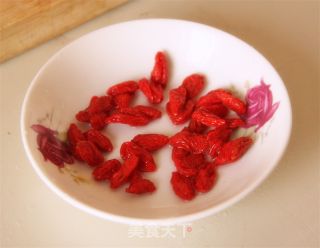 牛大力五指毛桃汤的做法步骤：3
