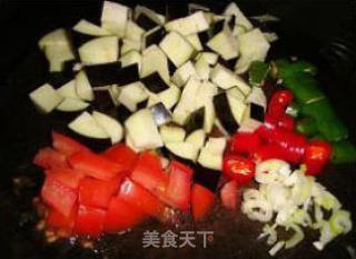 家常味---风味茄丁的做法步骤：3