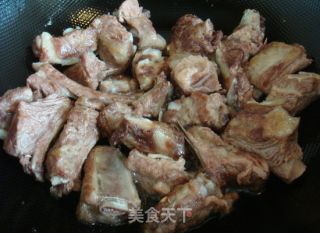 糖醋排骨的做法步骤：2