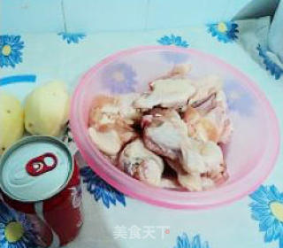 可乐鸡翅根的做法步骤：2