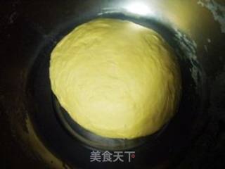 淡奶油吉士花卷面包的做法步骤：3