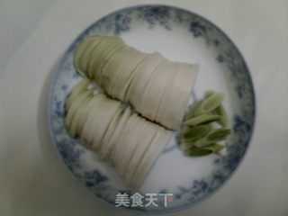 美味鱼头汤的做法步骤：2