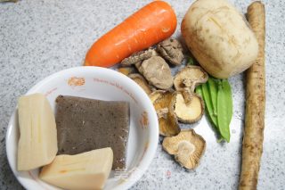【MOMO年夜菜】五福临门 日式根菜杂煮的做法步骤：7